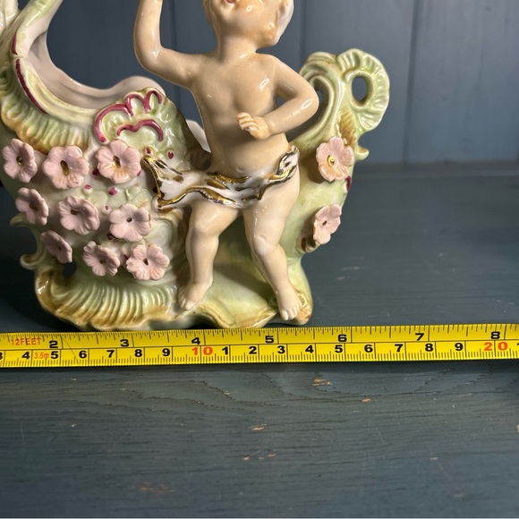 Vintage KPM Planter Cherub Putti Figurine Bisque Porcelain Boat Vase - Picture 8 of 11